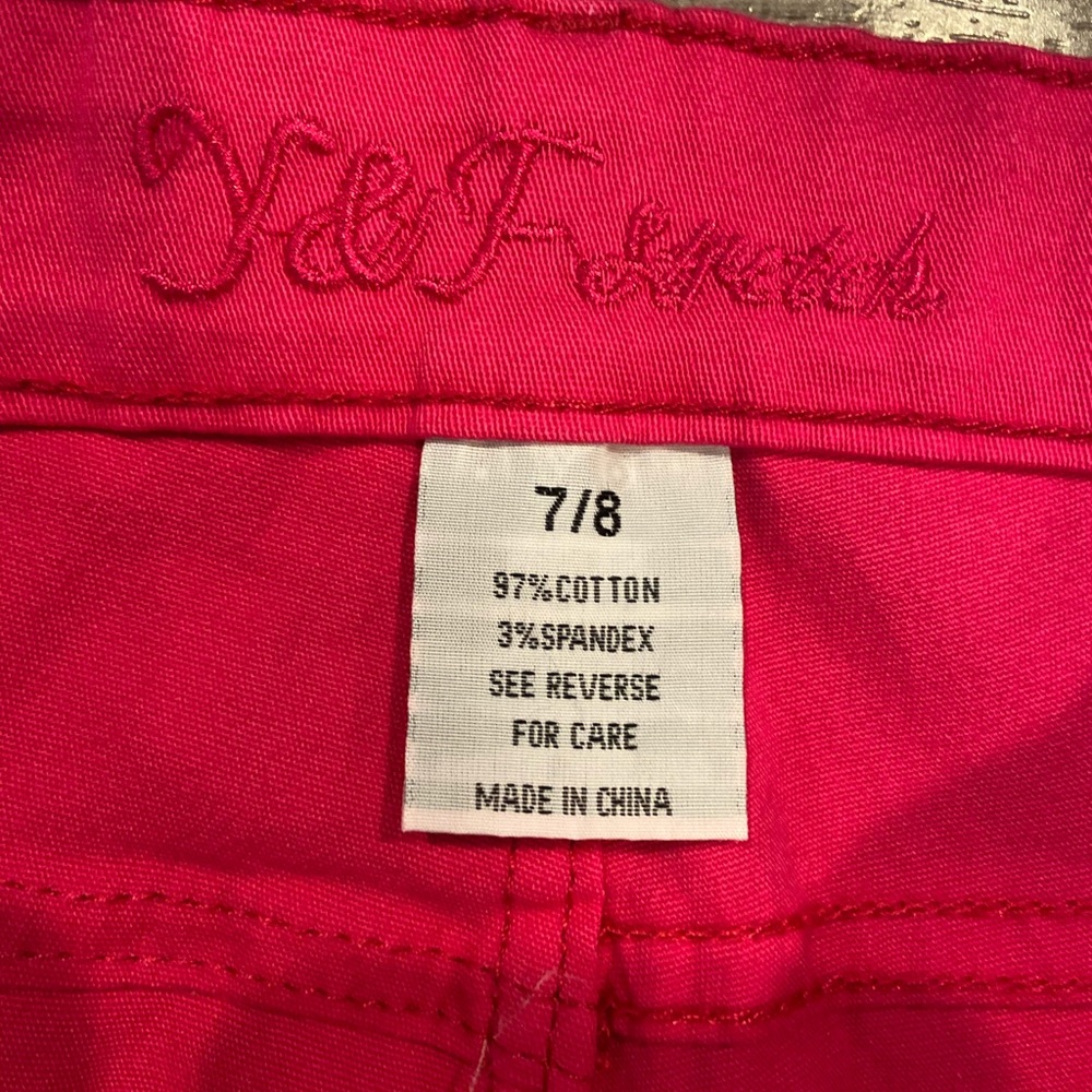 Pink Pants - Picture 3 of 4